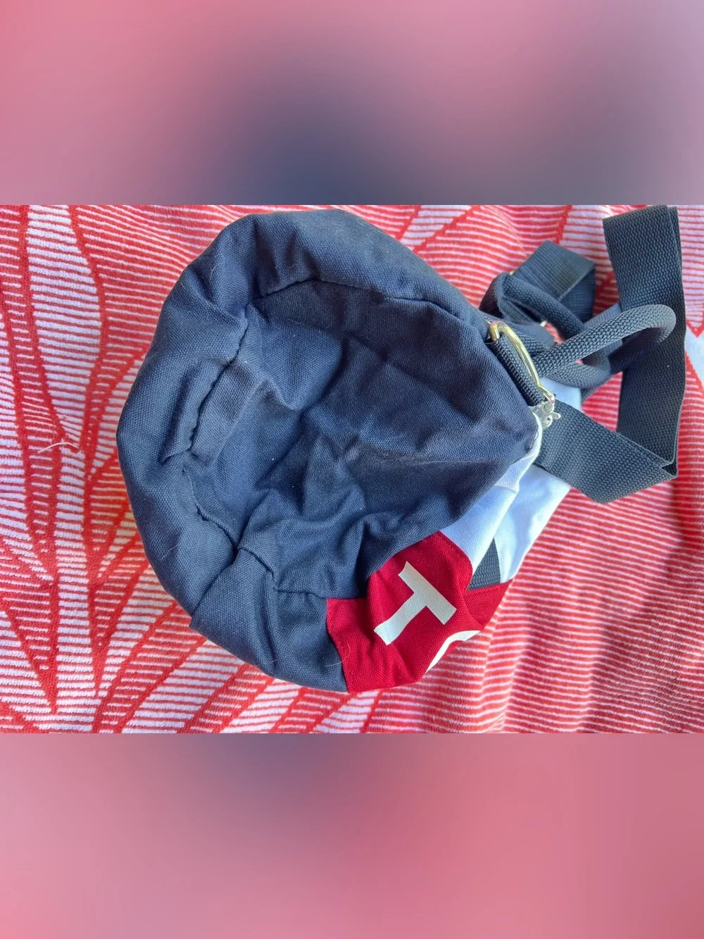 Tommy Hilfiger Small Duffel/Gym Bag